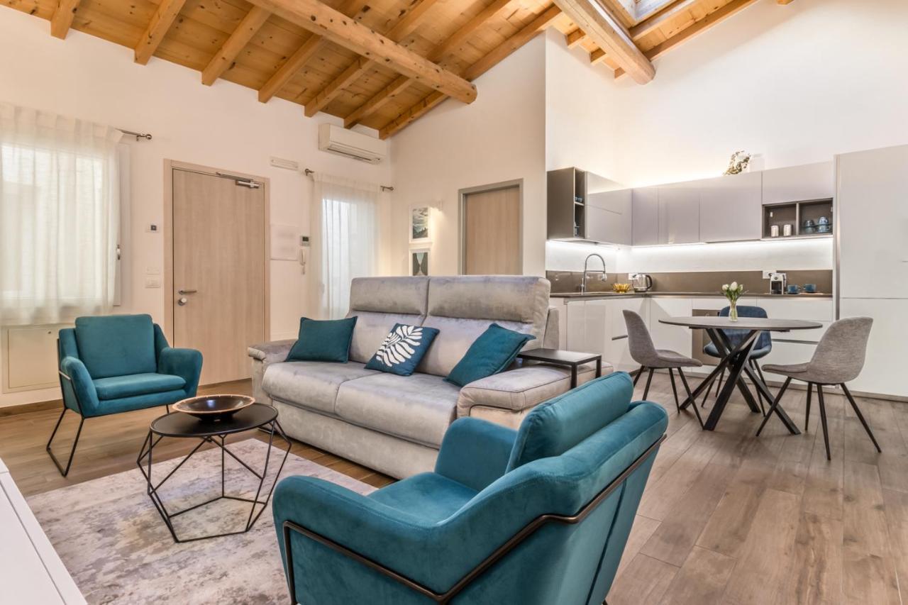 Veronetta Stunning Rooftop With Lift Exterior photo